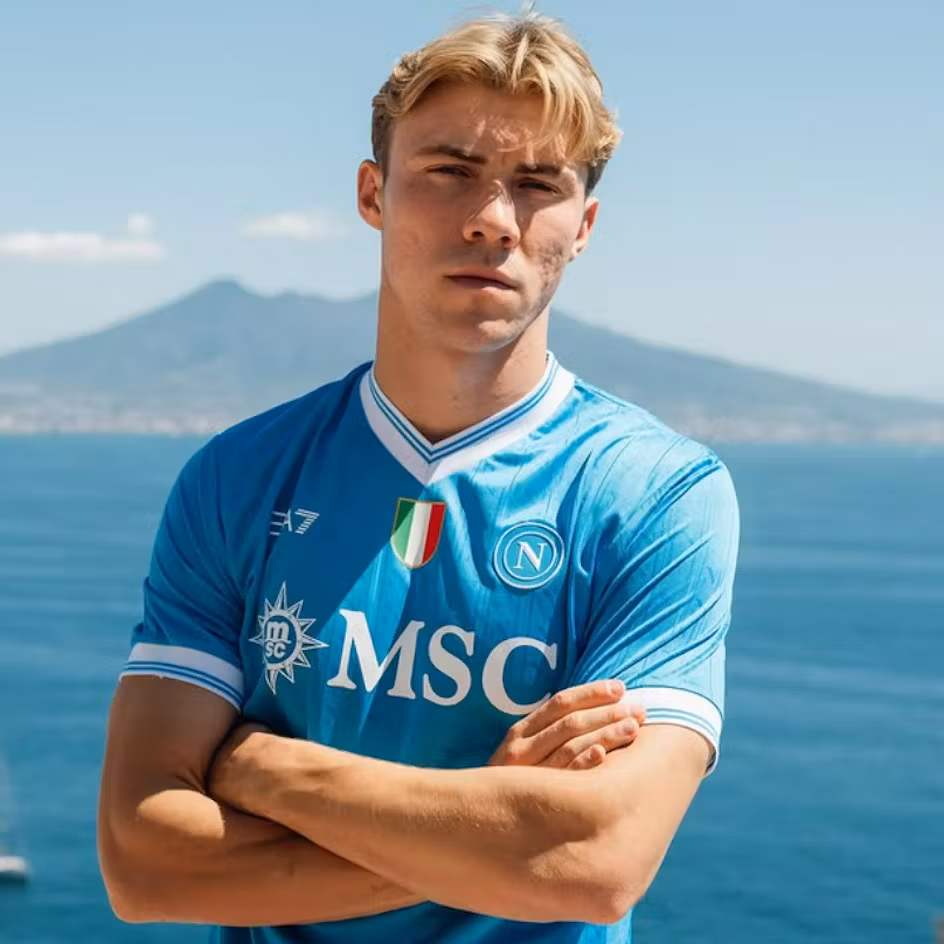 kaiyun-开云（中国）官方网站_KAIYUN SPORTS-霍伊伦：我在那不勒斯受到了国王般的礼遇，现在我状态好极了